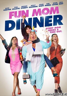 Poster of movie fun mom dinner