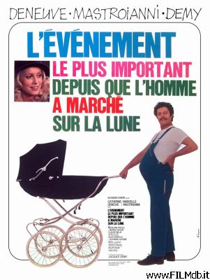 Poster of movie A Slightly Pregnant Man