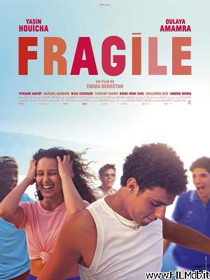 Locandina del film Fragile