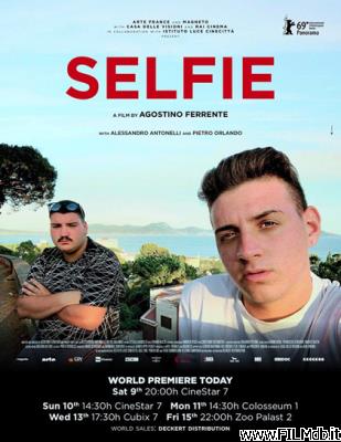 Locandina del film Selfie